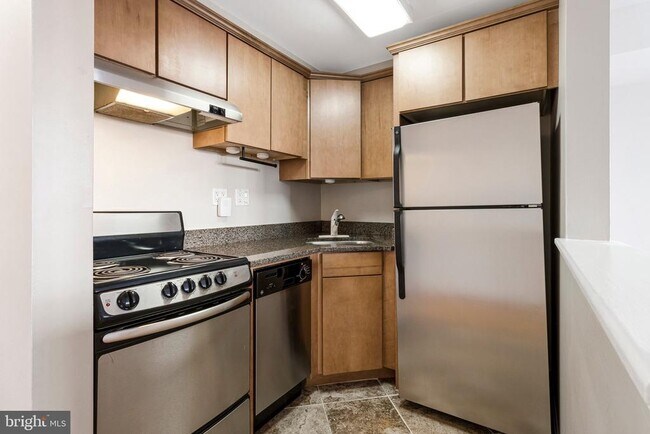 Photo - 1248 C St SE