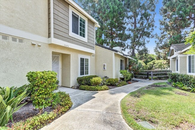Photo - $500 Move In Special! 3 BD, 2.5 BA Townhome At The Groves In Carmel Valley-Del Mar