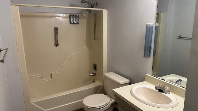 Photo - 12 Perley Rd