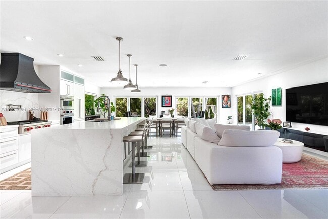 1865 Daytonia Rd