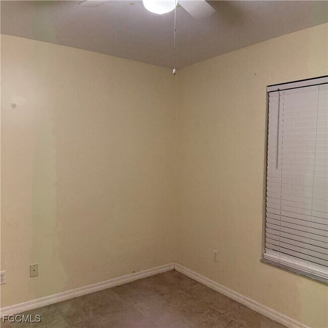 Photo - 4707 25th St SW