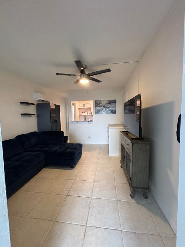 Building Photo - 751 Pine Dr Unit 107