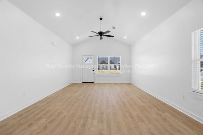 Photo - 8725 Cantera Dr