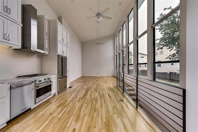 Photo - 1839 Summit Ave Unit 1