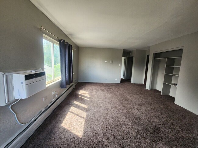 Photo - 1994 Elmira St