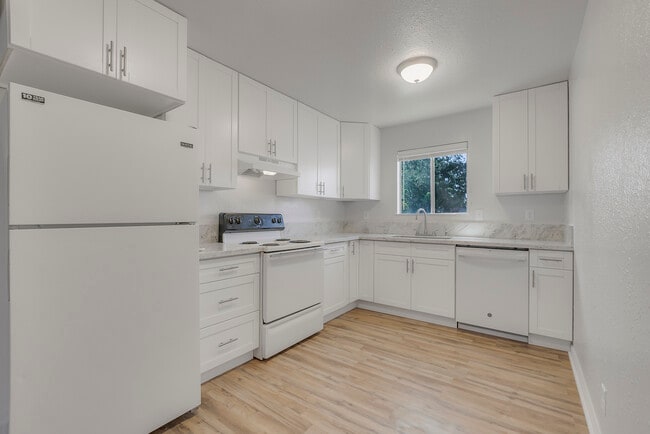 Photo - 1514 Oakdale St Unit B
