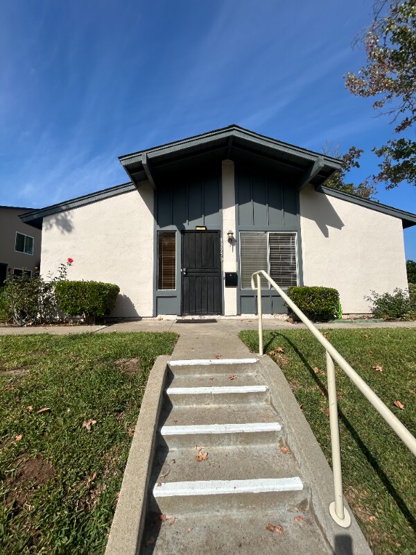 Photo - 13950 Via Rimini