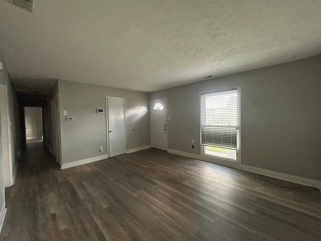 Photo - 5752 Edmeston Dr