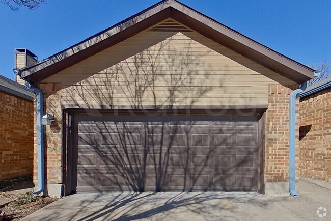 Building Photo - 2108 Woodnote Ln Rental