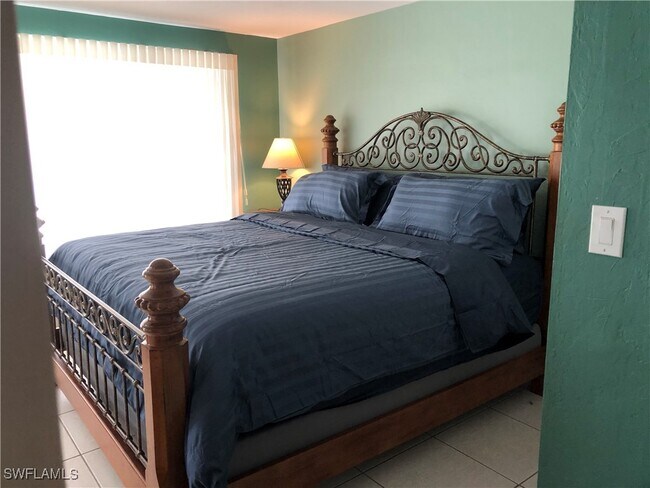 Photo - 550 Forest Hills Blvd