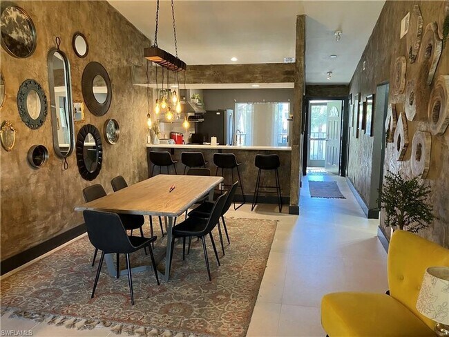 Photo - 4180 Looking Glass Ln