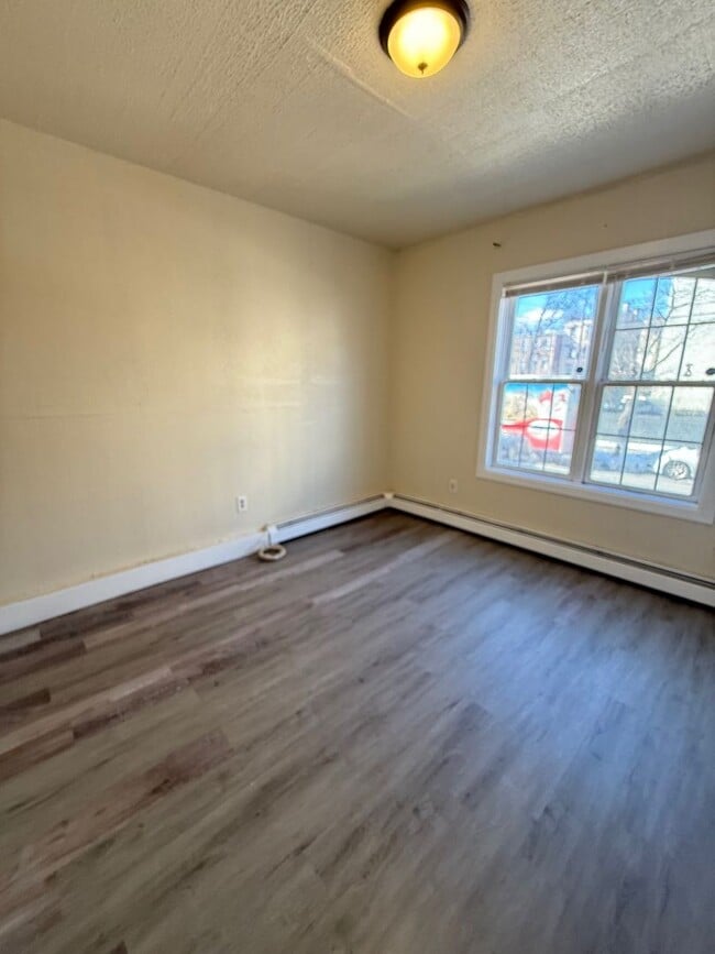 Photo - 51 Lander St Unit 1