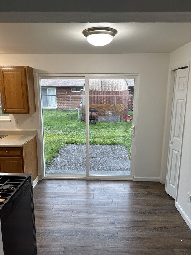 Photo - 10901 Addison St SW