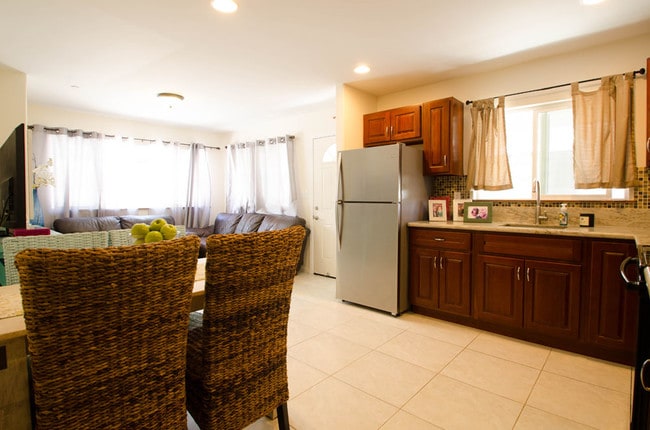 Photo - 1625 Frog Ln Unidad #C