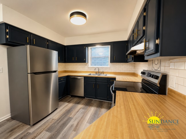 Photo - Updated 3-Bedroom Home in the Heart of Shalimar!