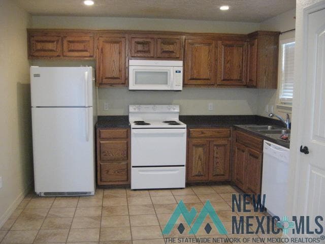 Photo - 141 Townsgate Plaza