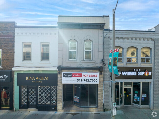 Building Photo - 27 Quebec St