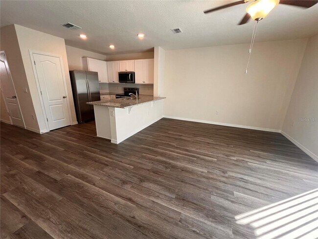 Photo - 1266 Balsam Dr