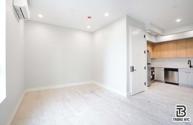 Photo - 3 bedroom in Brooklyn NY 11206 Unit 4B