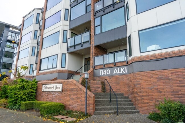 Building Photo - 2Bd/2Ba Seattle Condo Unit 303