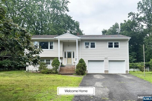 Photo - 504 Corella Ct House