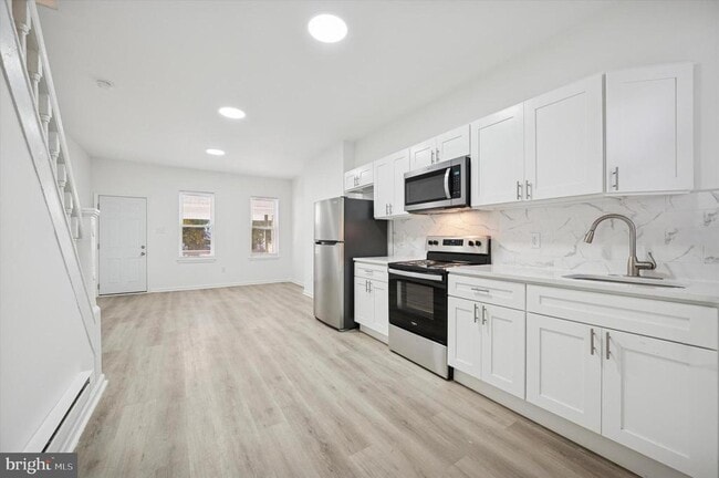 Photo - 2535 N Newkirk St Casa Adosada