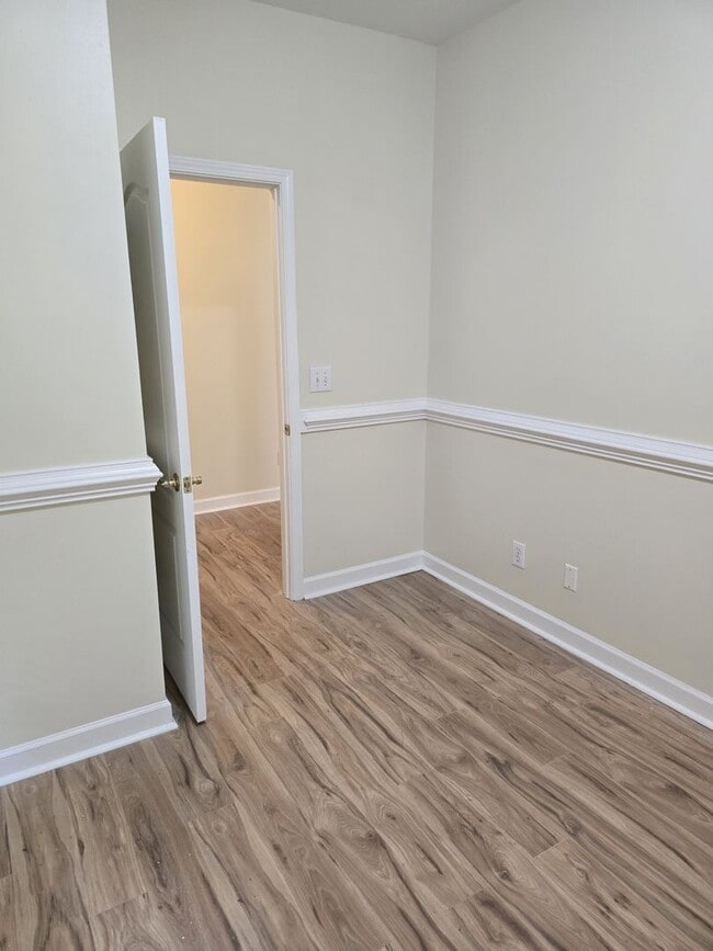 Photo - Residential Home Located in Vermillion wit...