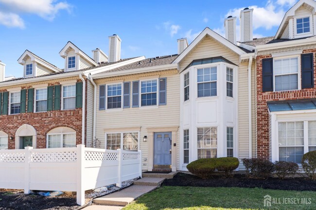 Building Photo - 195 Darwin Ln