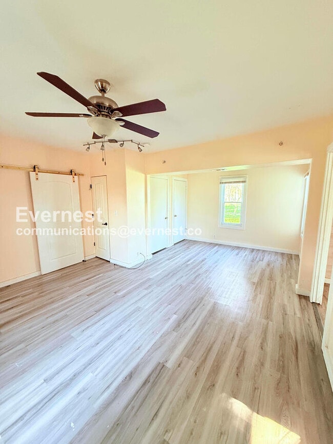 Photo - 2314 Airline Ave