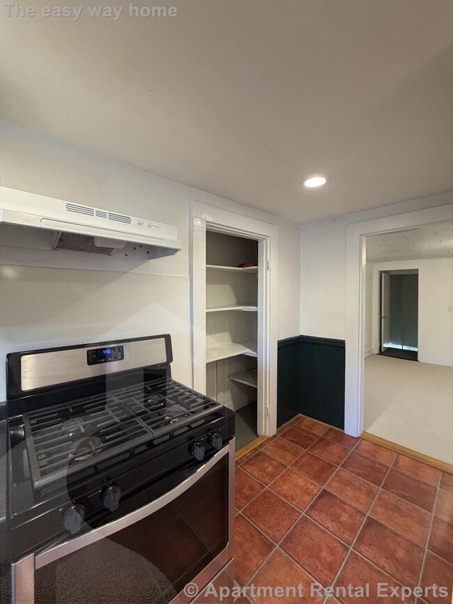 Photo - 92 Pleasant St Unit #3