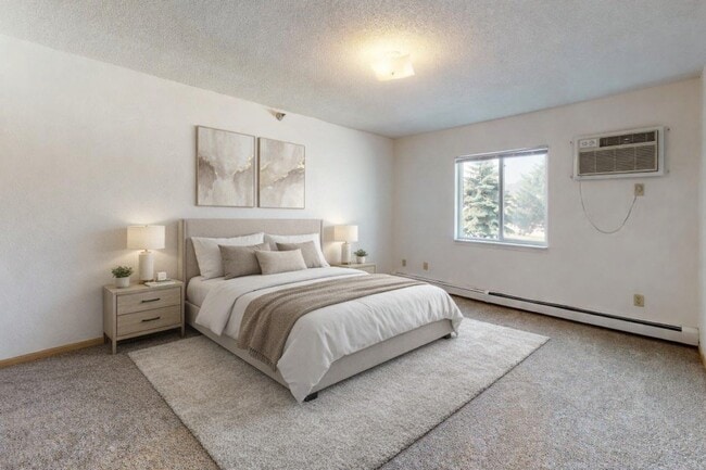 Photo - Heritage Park East