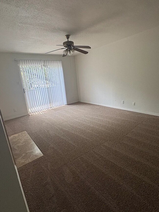 Photo - 9700 Leawood Blvd Unidad 302