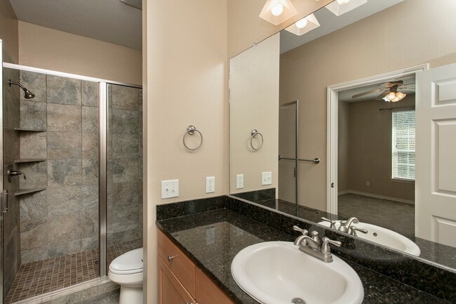 Photo - 411 Montauk Ct