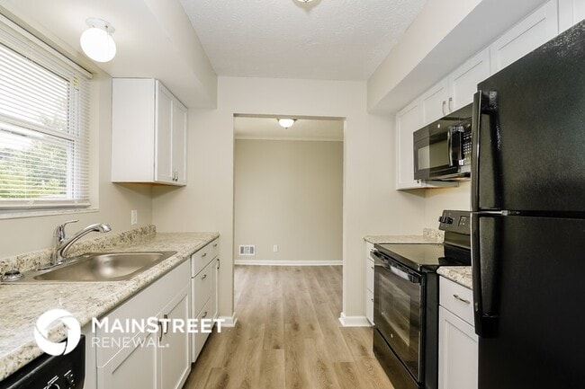 Photo - 2857 S State Ave