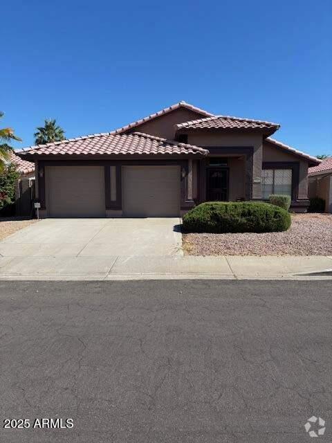 Building Photo - 4556 E Meadow Dr Rental