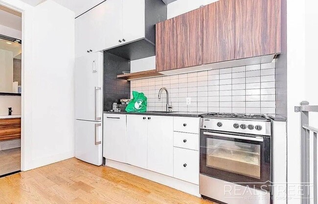 Photo - Putnam Avenue Unit 1A