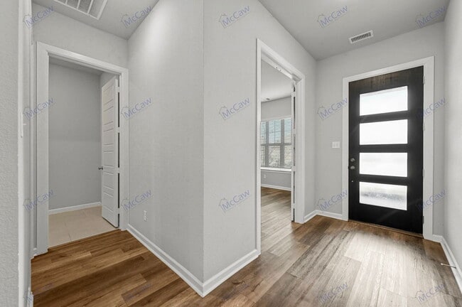 Photo - 9616 Oxbow Ln