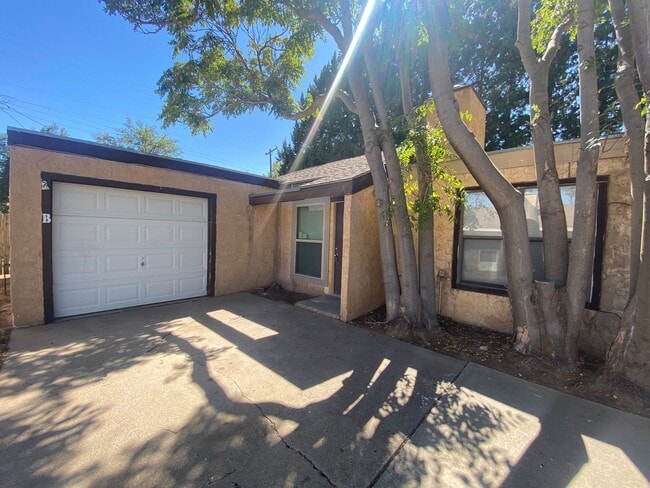 Building Photo - 4711 58th St Unit B