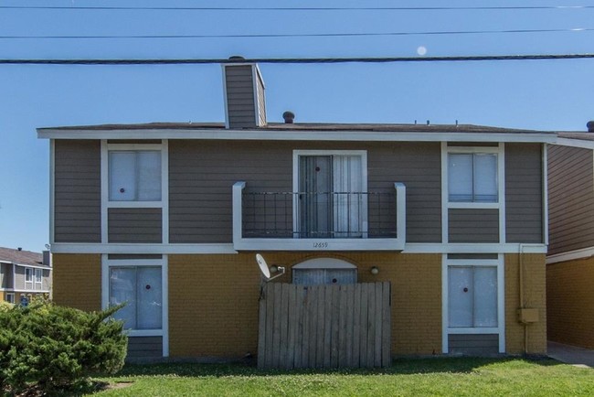 4 Plex - 4 Plex Apartments