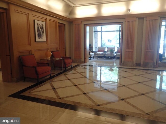 Building Photo - 601 Pennsylvania Ave NW Unit 609