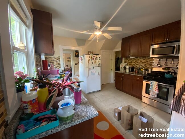 Photo - 1186 Chestnut St