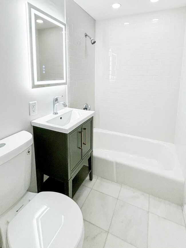 Photo - 182 Beacon St Unidad 3A