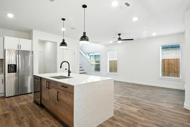 Photo - 1864 Dry Cherry Ln Unit B