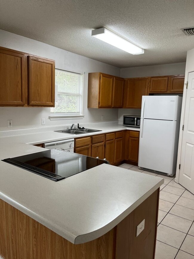 Photo - 567 Florosa Ct