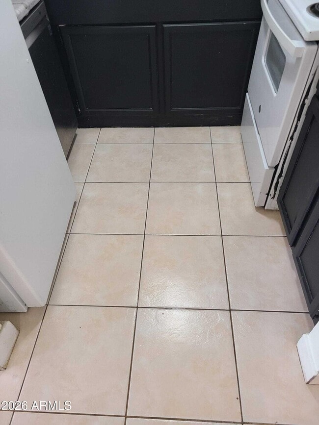Photo - 2674 N 43rd Ave