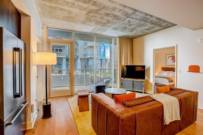 Photo - 48 East Ave Unidad 2509