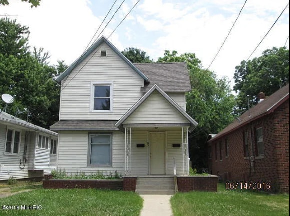 Building Photo - 105 Euclid St Unit 2