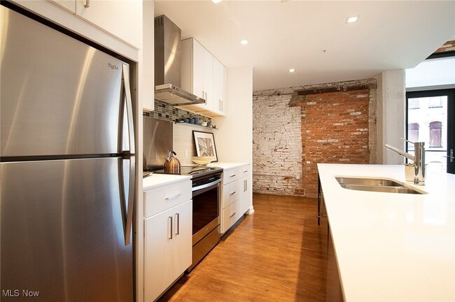 Photo - 725 Johnson Ct Unit 311