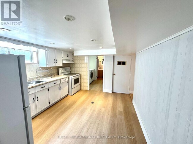 Photo - 36 Ashmore Ave