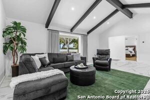 Photo - 107 Oak Crest